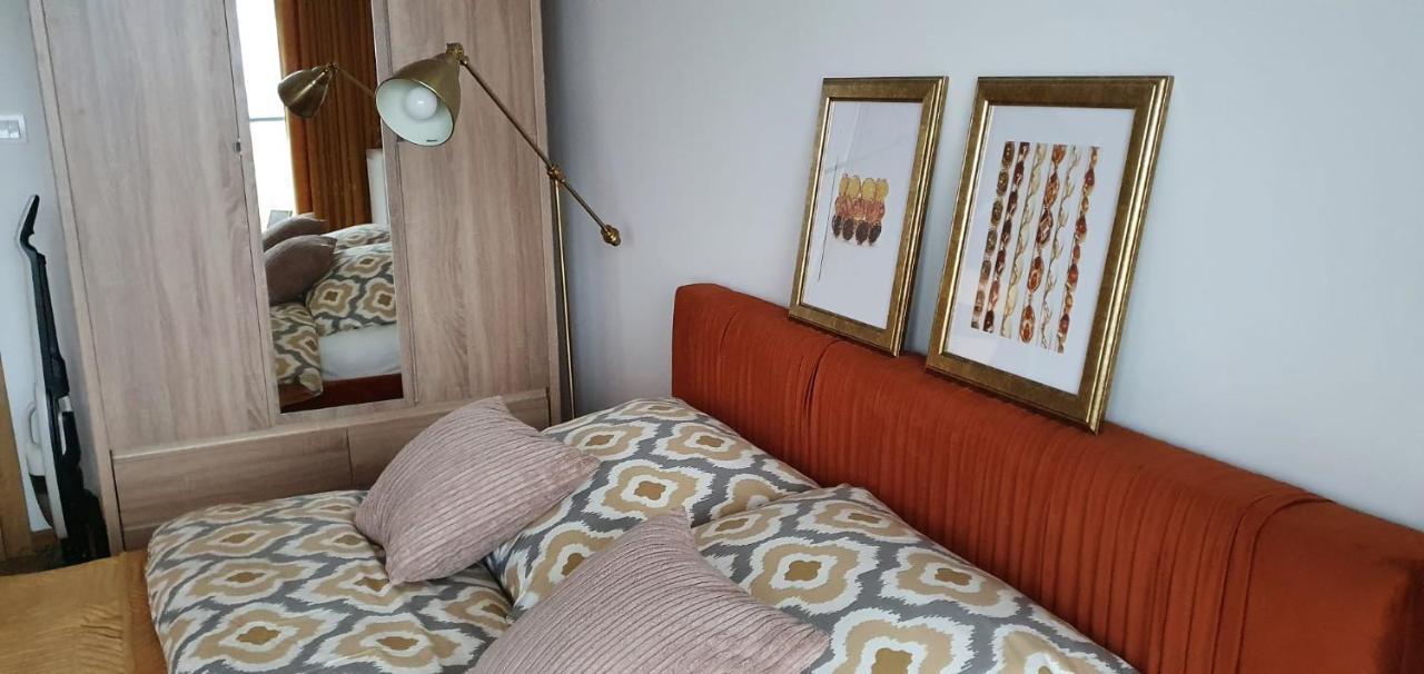 Apartament Bursztynowy Modern Tower Гдиня Екстер'єр фото